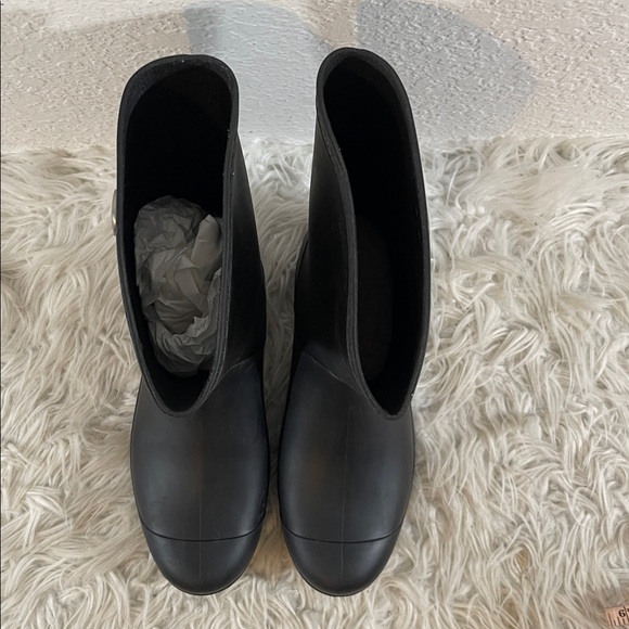 UGG Sienna Matte Rain Rubber Boots Slip On Black 1100510 Size 9 Warm & Cozy NEW - Picture 4 of 15